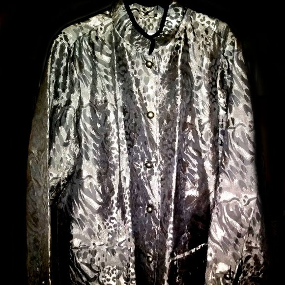 New Women's Silver Jacket 1X